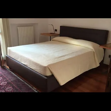 Piazza Delle Pasque Veronesi 5 Lägenhet *